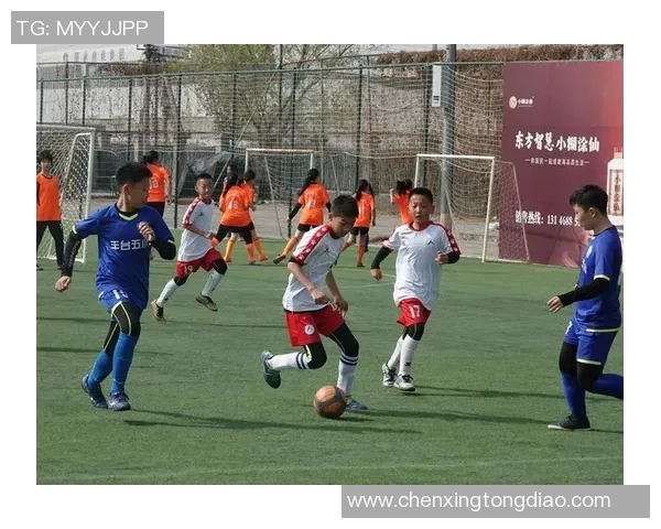 培养足球人才传承运动精神足球特色学校欢迎你加入我们一起奔跑与梦想 培养足球人才传承运动精神足球特色学校欢迎你加入我们一起奔跑与梦想